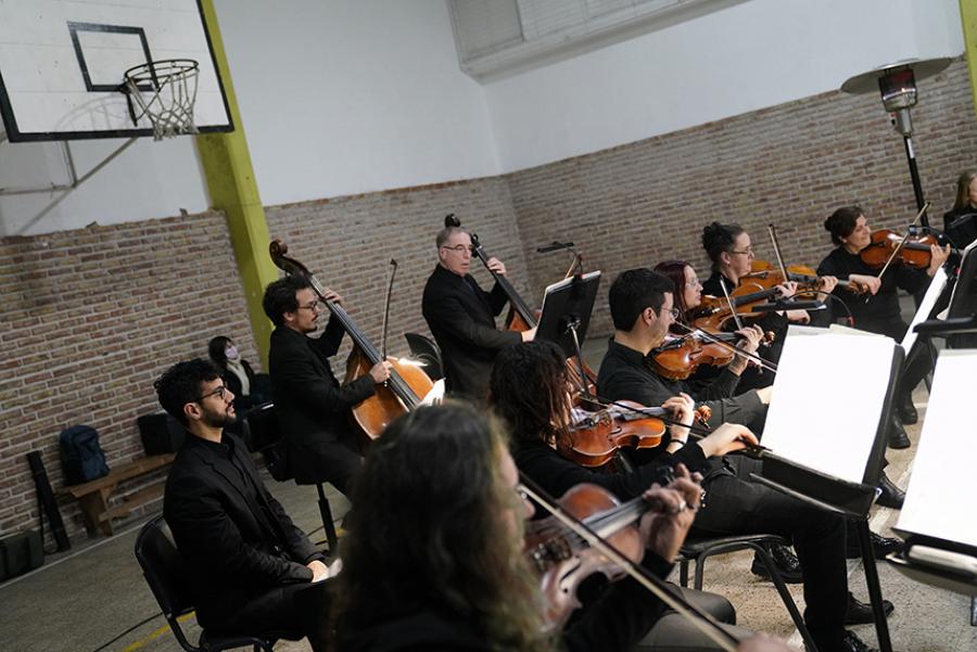 Concierto de la Orquesta Filarmónica de Montevideo en el complejo Euskal Erría 70 