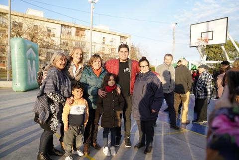 Inauguración de cancha polifuncional en Serrato y 20 de Febrero