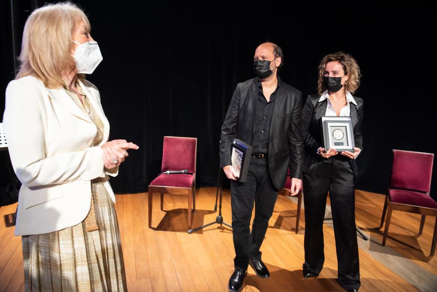 Declaración de Ciudadano y Ciudadana Ilustre a Gustavo Casenave y Virginia Barranguet en el Teatro Solís