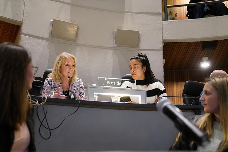 Declaración de Deportista Excepcional a Carla Dadomo y Florencia Nuñez en la Junta
