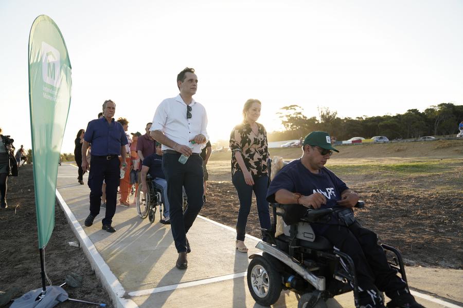 Inauguración de rampa accesible en Playa del Cerro