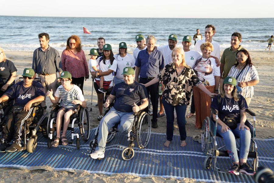 Inauguración de rampa accesible en Playa del Cerro