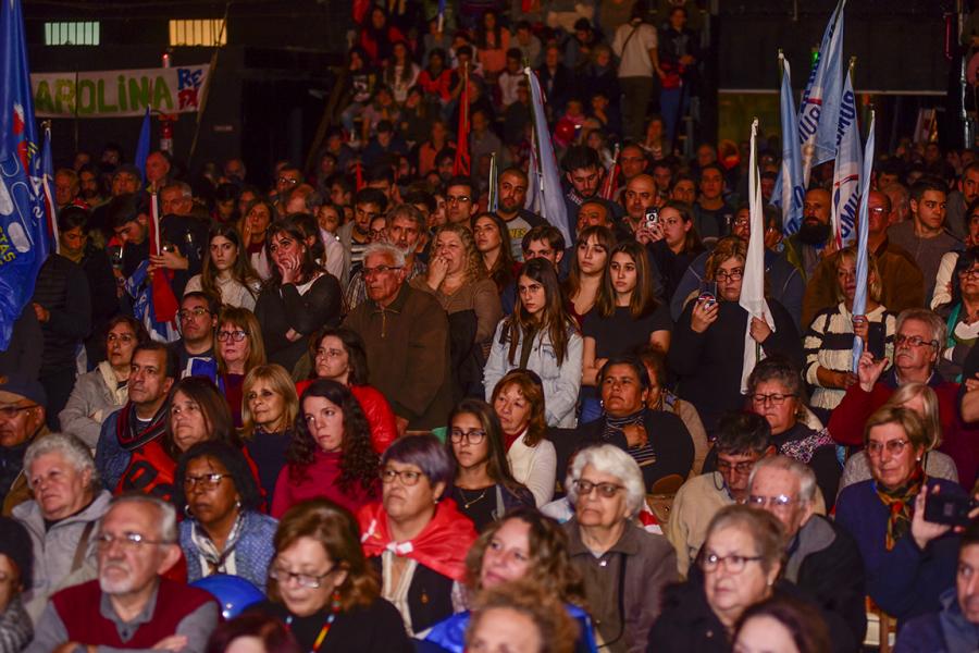 ACTO "La fuerza que transforma"